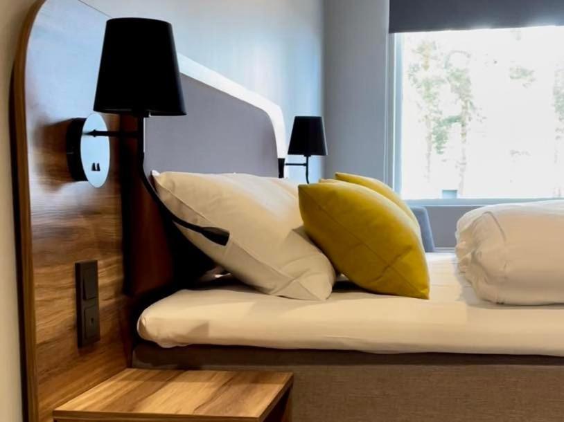 Hotell Fritidsparken شين المظهر الخارجي الصورة